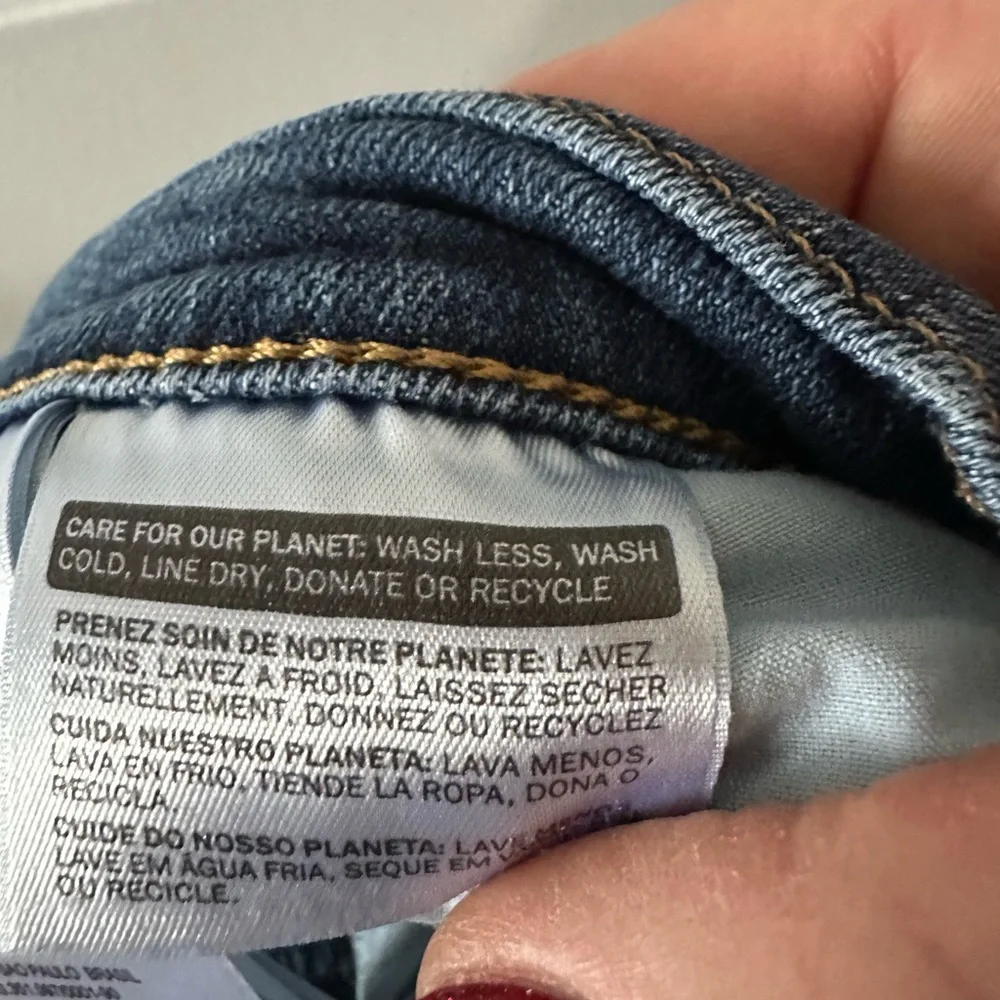 Levis levi high
